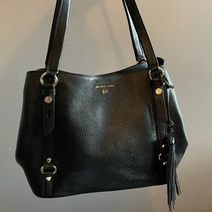 Michael Kors Carrie Leather shoulder tote